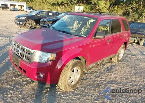 2011 Ford Escape Xlt из США, поврежденный, VIN 1FMCU0D71BKA61949